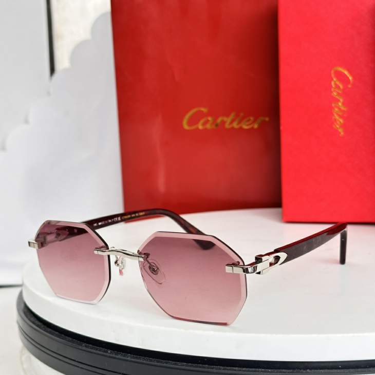 Picture of Cartier Sunglasses _SKUfw77709825fw